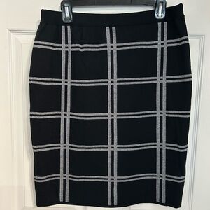 The Limited Black and White Plaid Skirt NWT